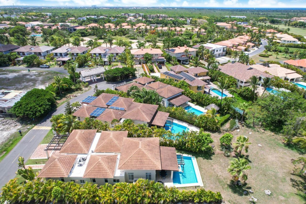 Stunning 3-bedroom With Pool, Jacuzzi And Maid Near Bavaro Pousada *