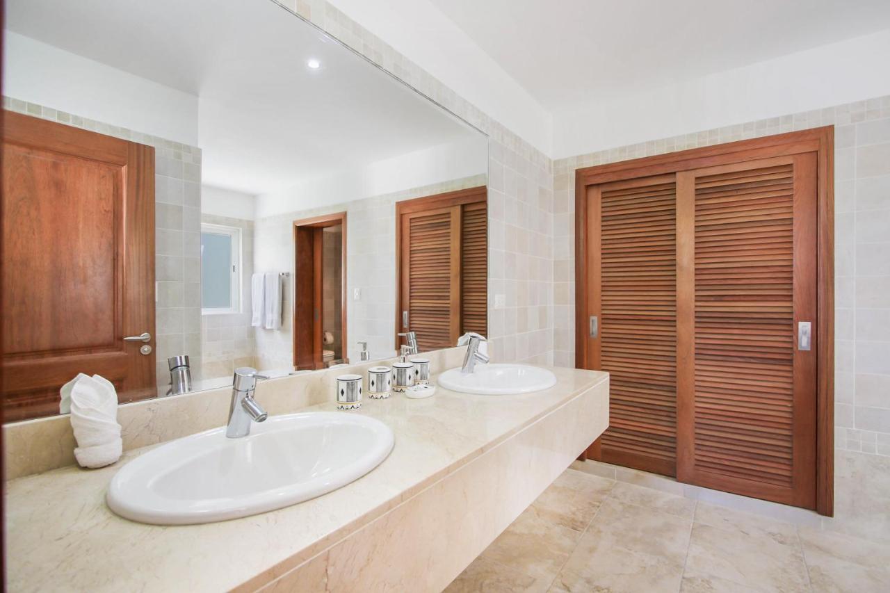 Stunning 3-bedroom With Pool, Jacuzzi And Maid Near Bavaro *