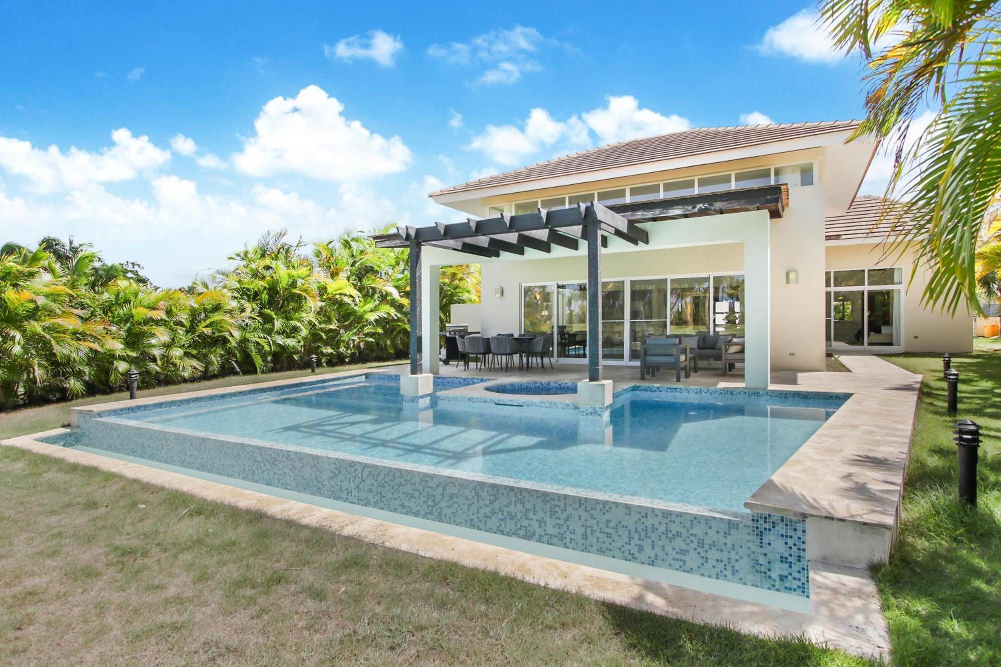 Pousada Stunning 3-bedroom With Pool, Jacuzzi And Maid Near Bavaro *
